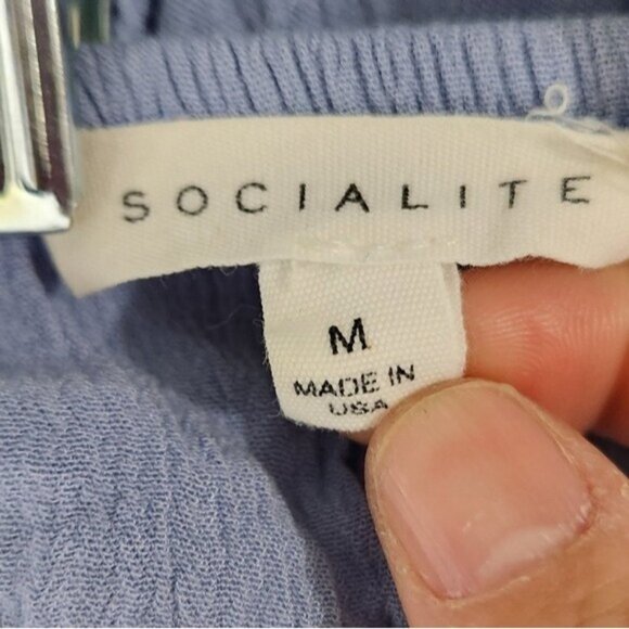 Socialite Off Shoulder Crochet Rayon loose fit relaxed Top Size M - Picture 4 of 5